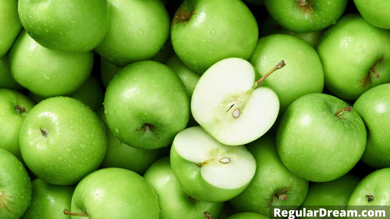What does dream about apples symbolises?