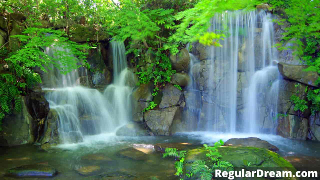 Dream interpretation of Waterfall - What does Waterfall symbolise in dream