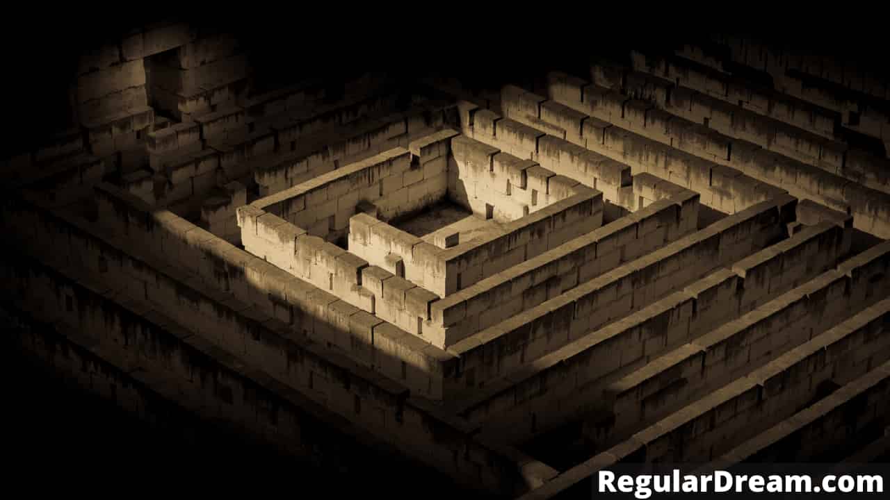 Dream interpretation of labyrinth - What does labyrinth symbolise in dream