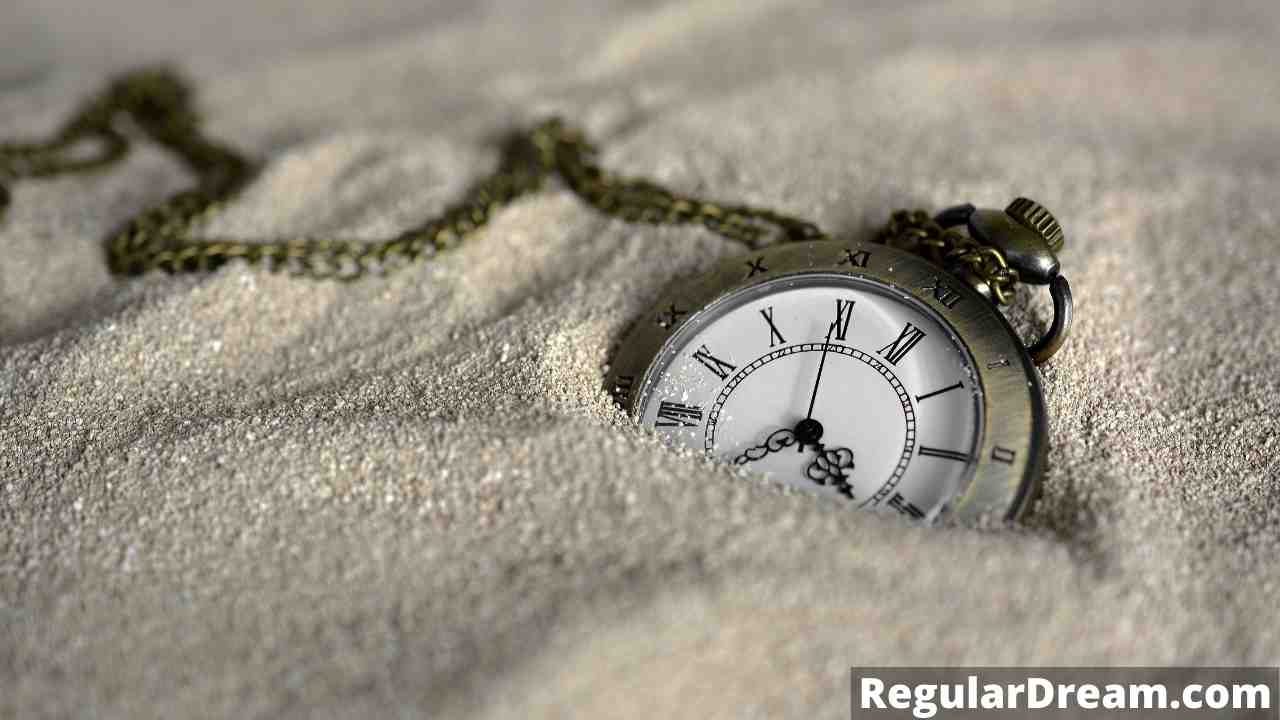 Dream symbolism of time in dream - what does it mean to have this dream